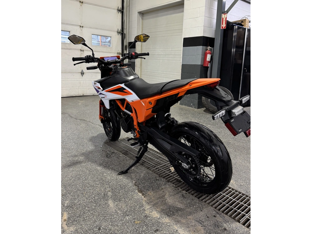 2025 Ktm 390 Smc R