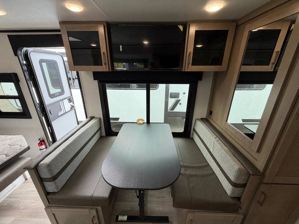 2027 Open Range Range Lite 211rkm alt