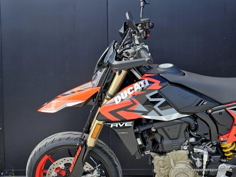2025 Ducati Hypermotard 698 Mono Rve Graffiti
