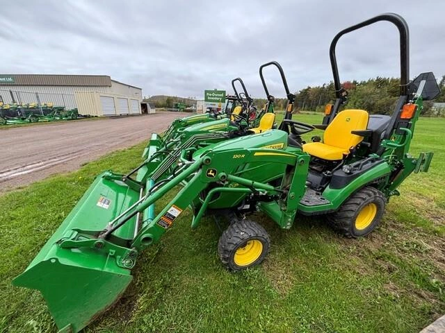 John Deere 1025r 2022 alt