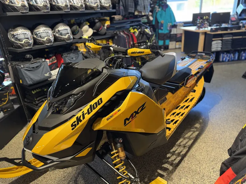 Ski-Doo MXZ XRS COMPÉTITION 600RR 2027