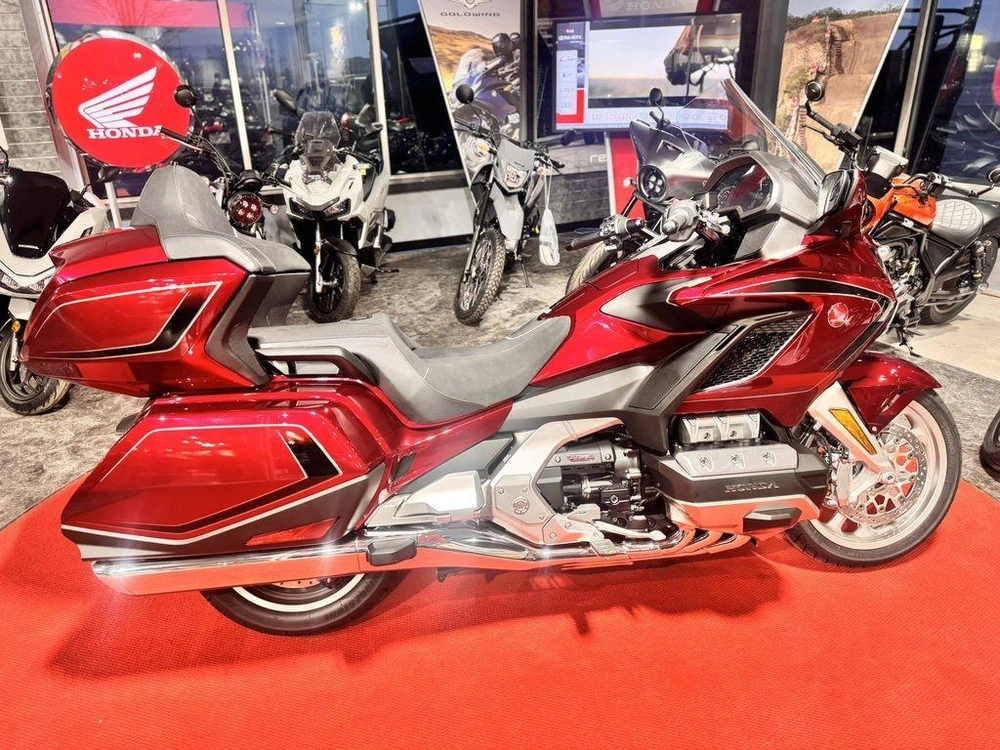 2026 Honda Gold Wing Tour Automatic Dct
