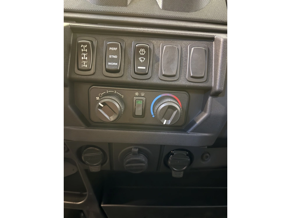 2027 Polaris Ranger Crew Xp 1000 Cab - Avalanche Gray alt