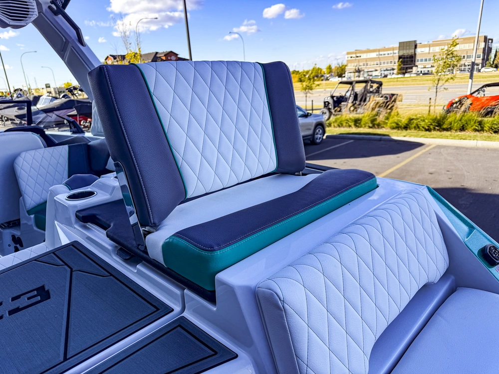 2027 Tige Boats Z3 alt