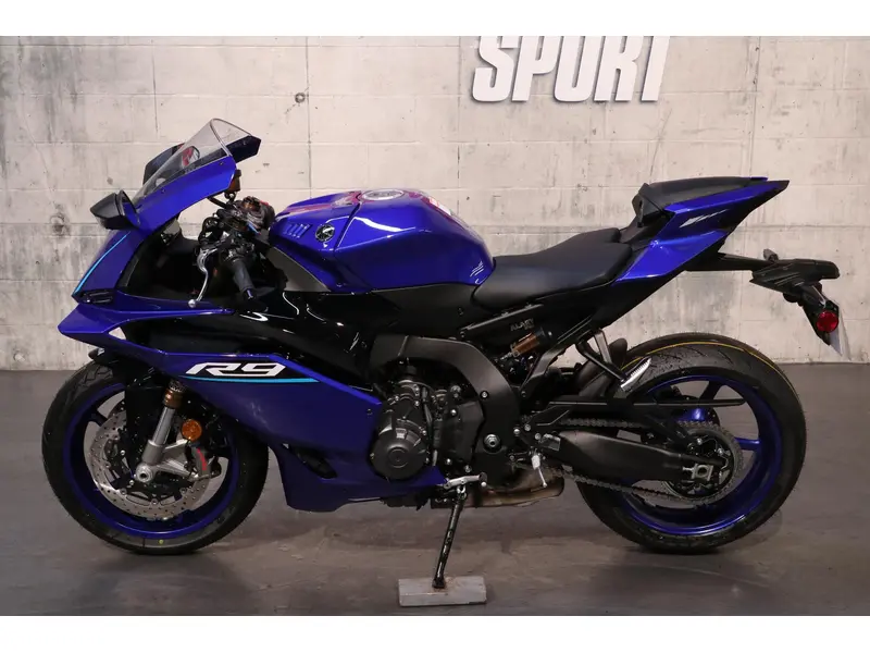 2027 Yamaha YZF-R9