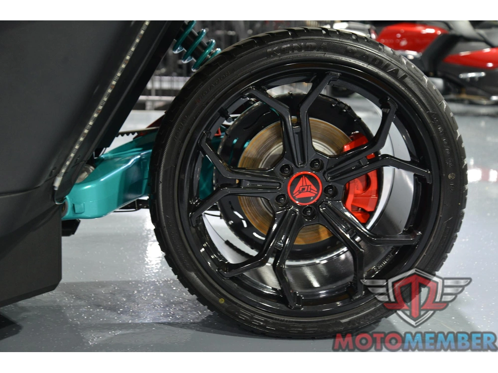 2025 Slingshot 10th Anniversary Autodrive alt