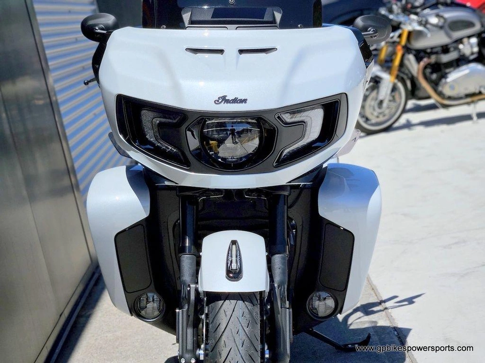 2026 Indian Motorcycle Pursuit® Dark Horse® 112 W/ Powerband Audio Ghost White Metallic With Black