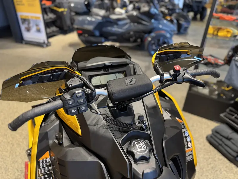 Ski-Doo MXZ XRS COMPÉTITION 600RR 2027