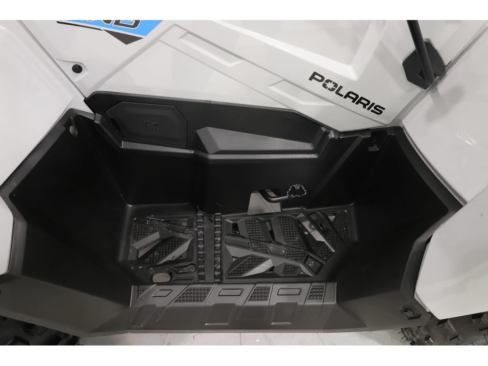 2026 Polaris Sportsman 570 - Ghost Gray alt