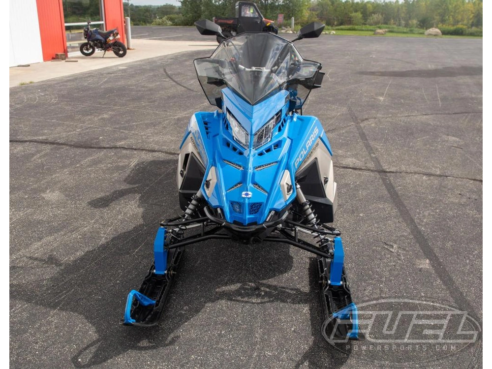 2027 Polaris 850 Titan Adventure Ultimate 1.8 Matte Silver Quartz / Velocity Blue / Glos alt