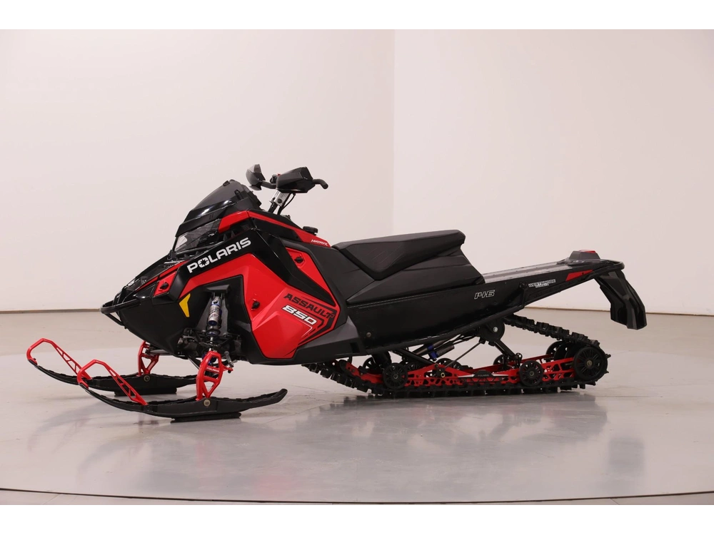 2026 Polaris 850 Switchback Assault 146 - 1.5 Ice Storm alt