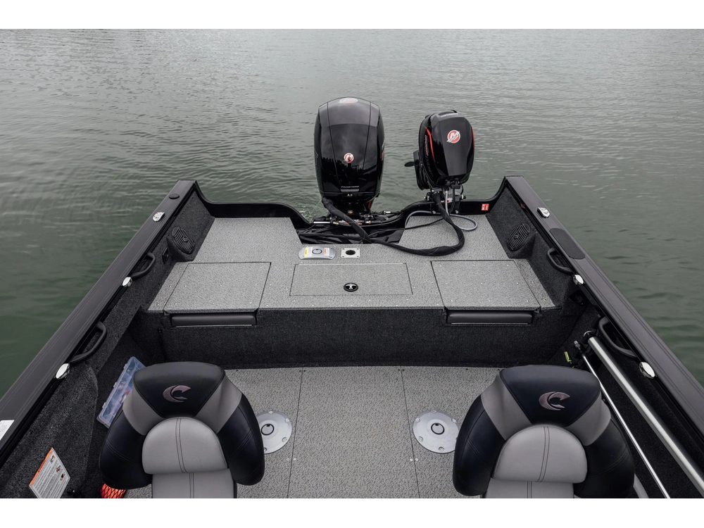 2027 Crestliner 1850 Hawk Wt Jumpseat alt