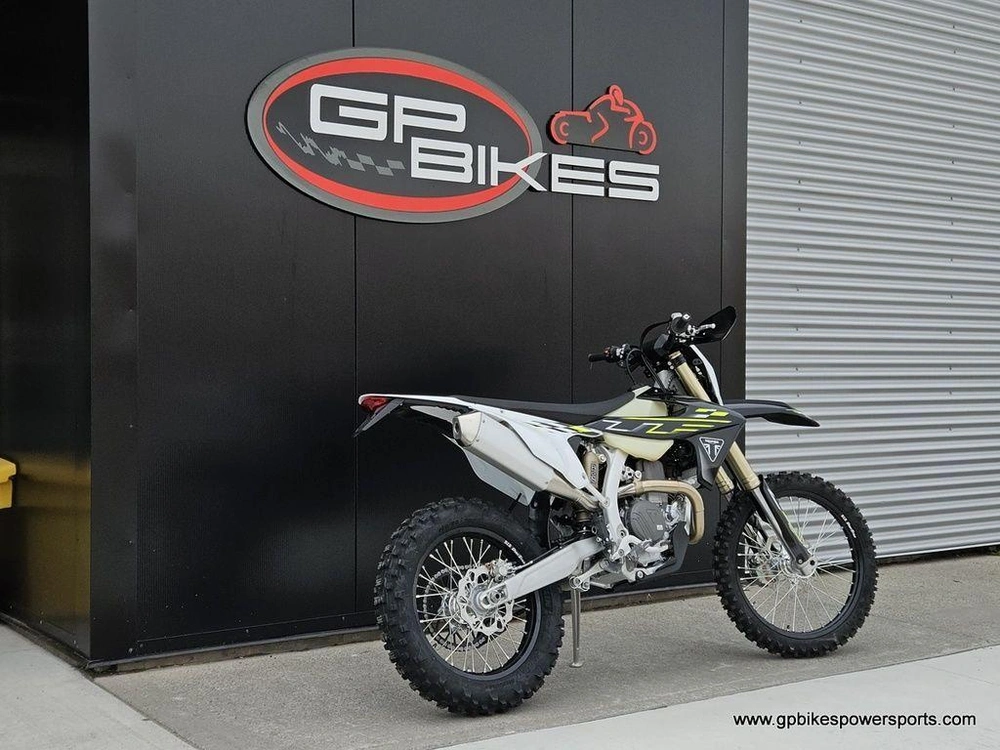 2026 Triumph Tf 450-e Jet Black/pure White