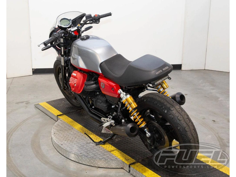 2024 Moto Guzzi V7 Stone Corsa alt