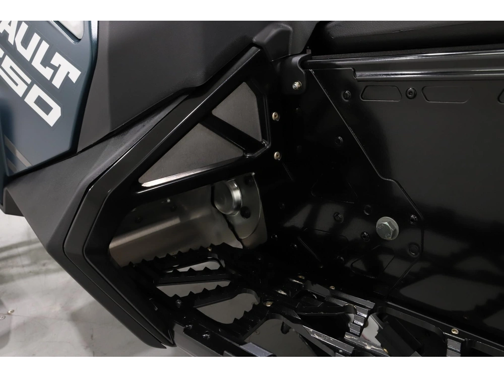2026 Polaris 850 Switchback Assault 146 - 1.35 Cobra Track alt