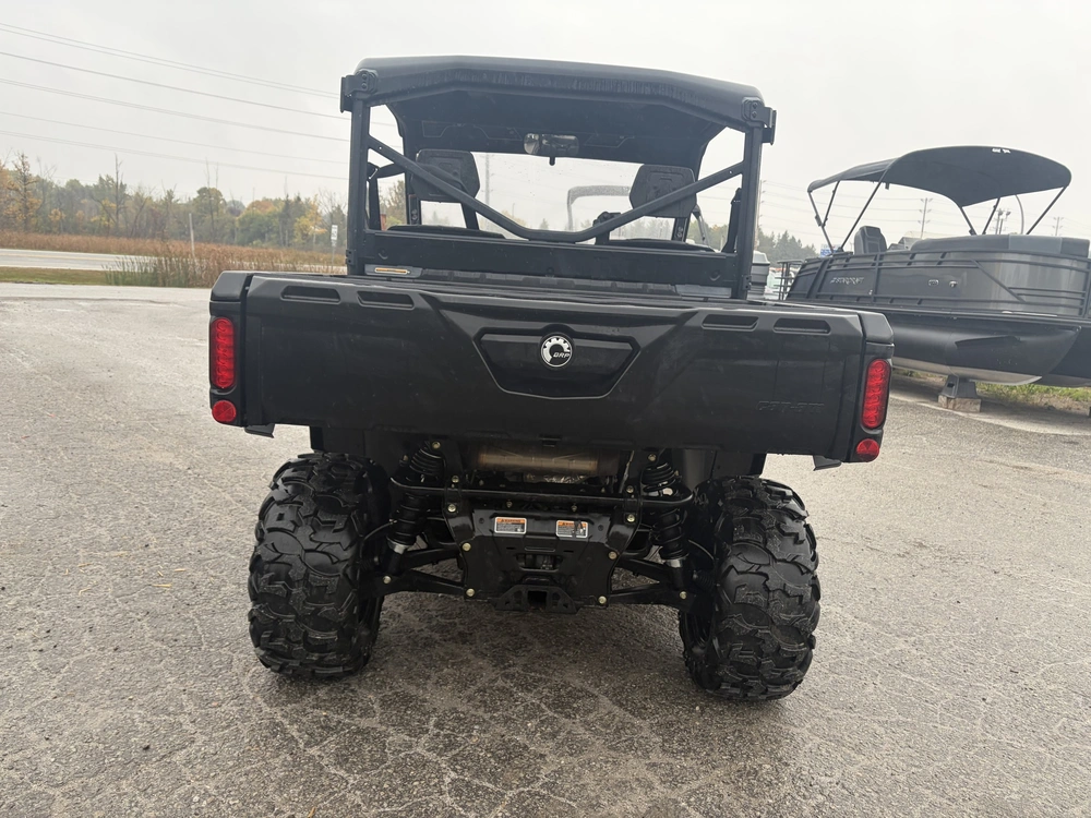 2024 Can-am Defender Xt Hd 7 With Half Doors & Hc Windshield alt