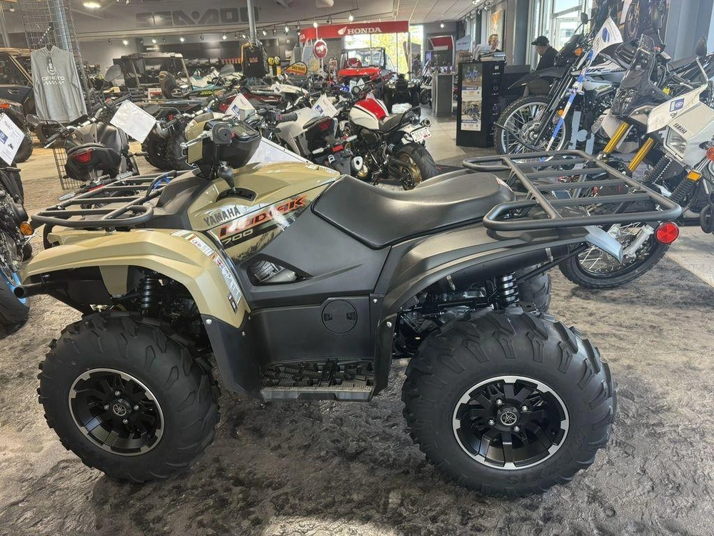 2027 Yamaha Kodiak 700 Eps Xt-r