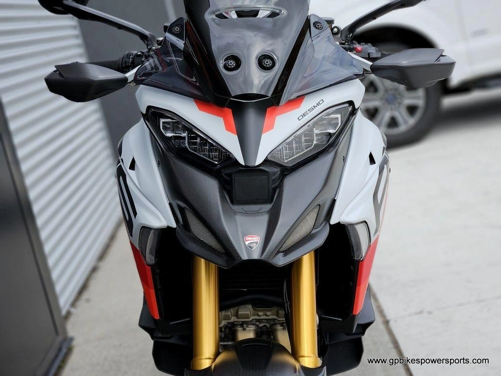 2024 Ducati Multistrada V4 Rs