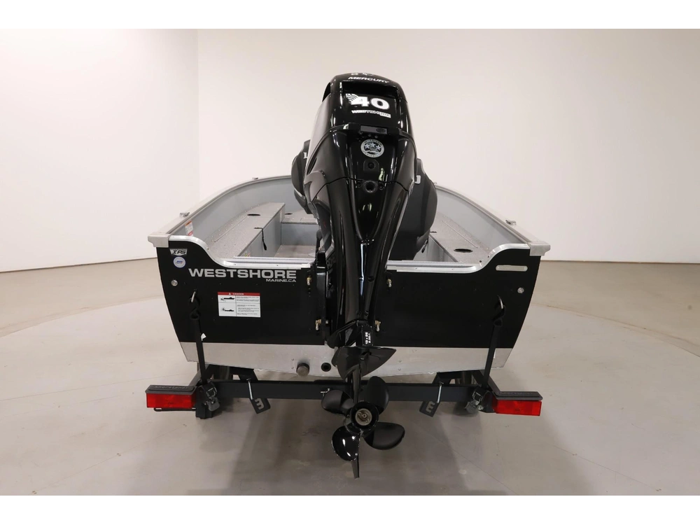 2026 Lund Boat Co 1600 Fury alt