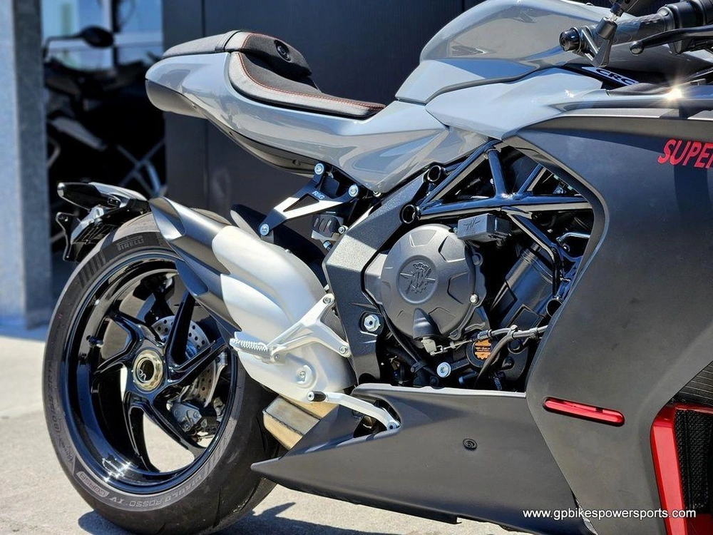 2023 Mv Agusta Superveloce 800