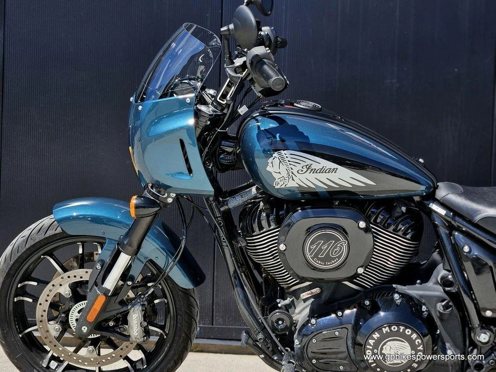 2025 Indian Motorcycle Sport Chief Cascade Green Metallic