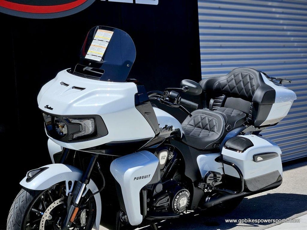 2026 Indian Motorcycle Pursuit® Dark Horse® 112 W/ Powerband Audio Ghost White Metallic With Black