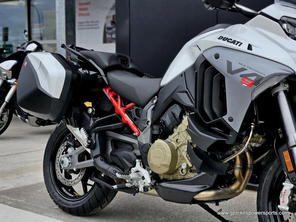 2026 Ducati Multistrada V4 S Travel & Radar Arctic White