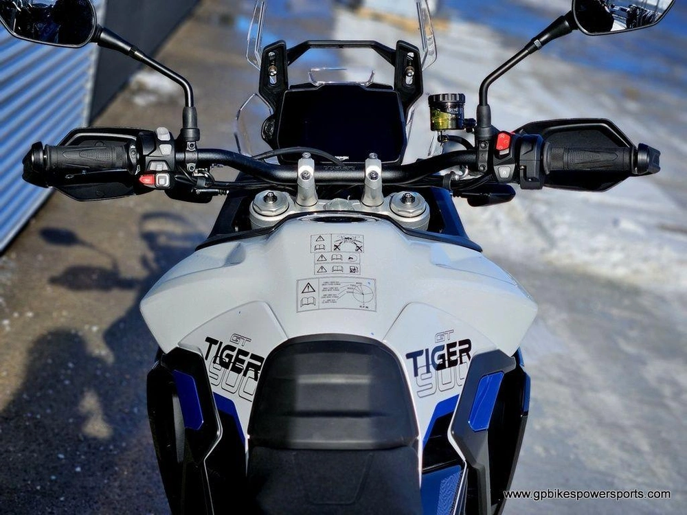 2026 Triumph Tiger 900 Alpine Edition