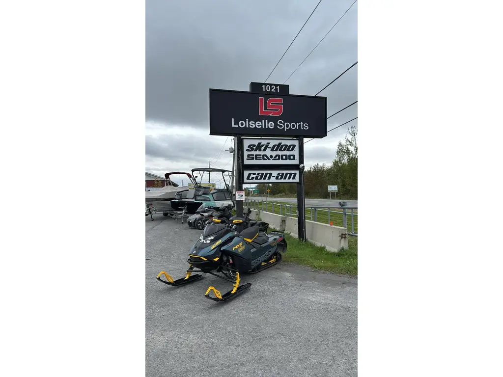 2026 Ski-Doo MXZ X-RS w/ COMPETITION Pkg 850 E-TEC Turbo R RipSaw II 2-Ply 1.25'' SHOT w/ Smart-Shox w/ 10.25'' Touchscreen DEMO