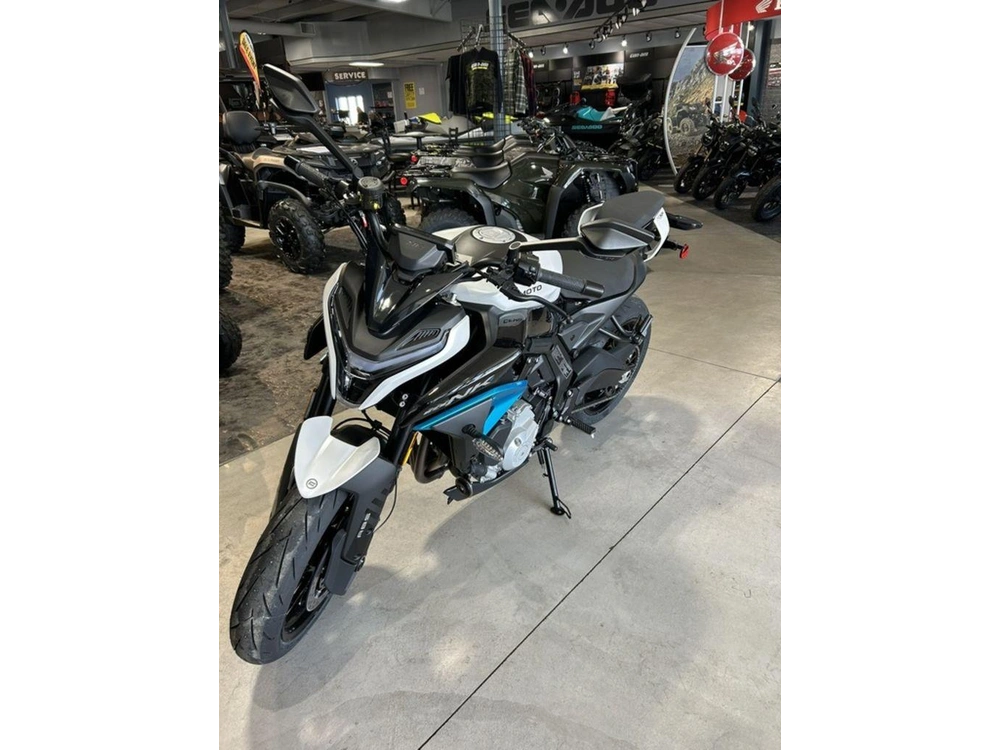 2026 Cfmoto 675nk