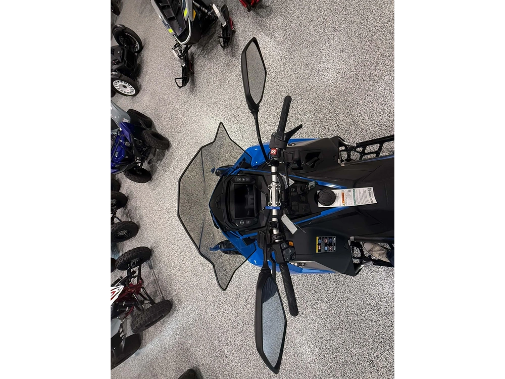 2027 Polaris Titan Adventure Ultimate 155 1.8 alt