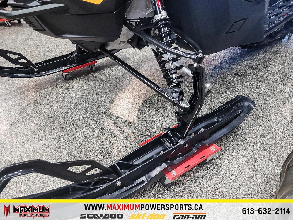 Ski-doo Mxz Adrenaline 129 600r E-tec Ripsaw 1.25 E.s. 2025