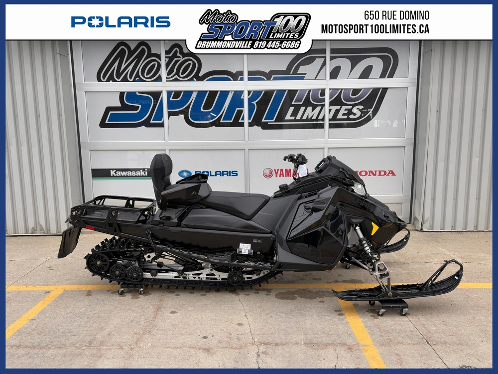 2027 Polaris Prostar S4 Voyageur Adventure Ultimate alt