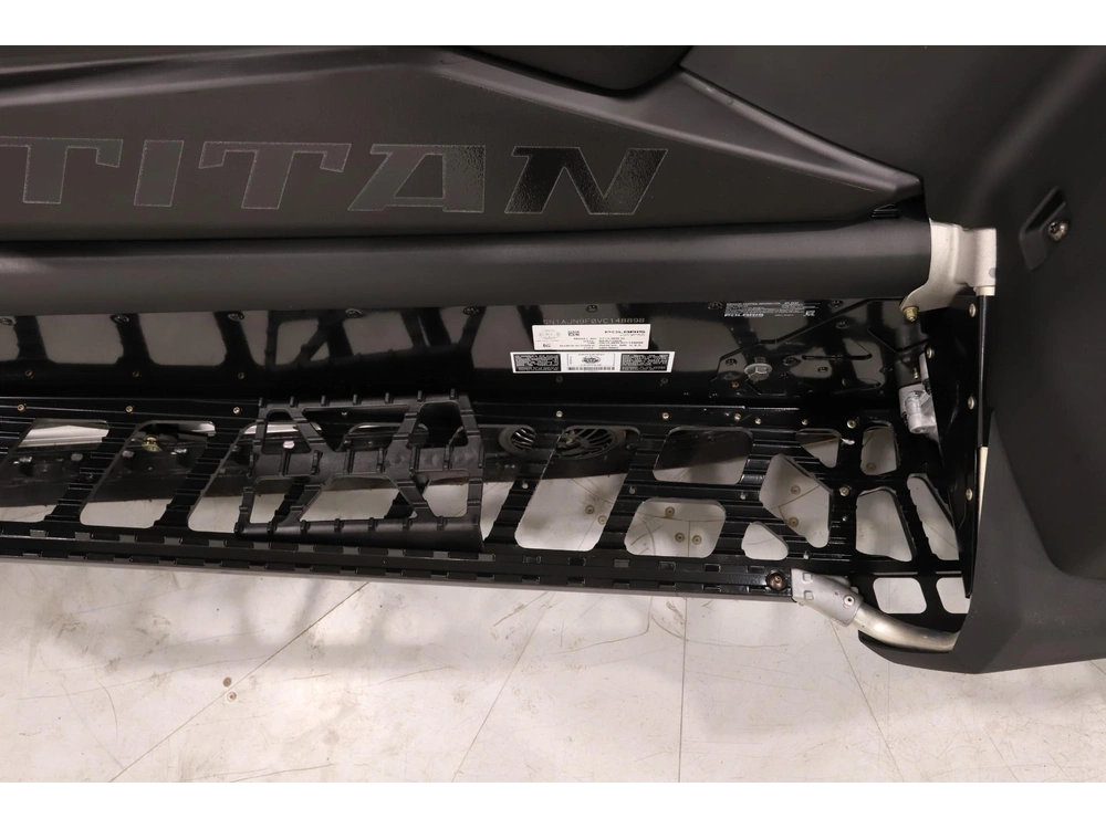 2027 Polaris Prostar Titan Adventure Ultimate 1.55 alt