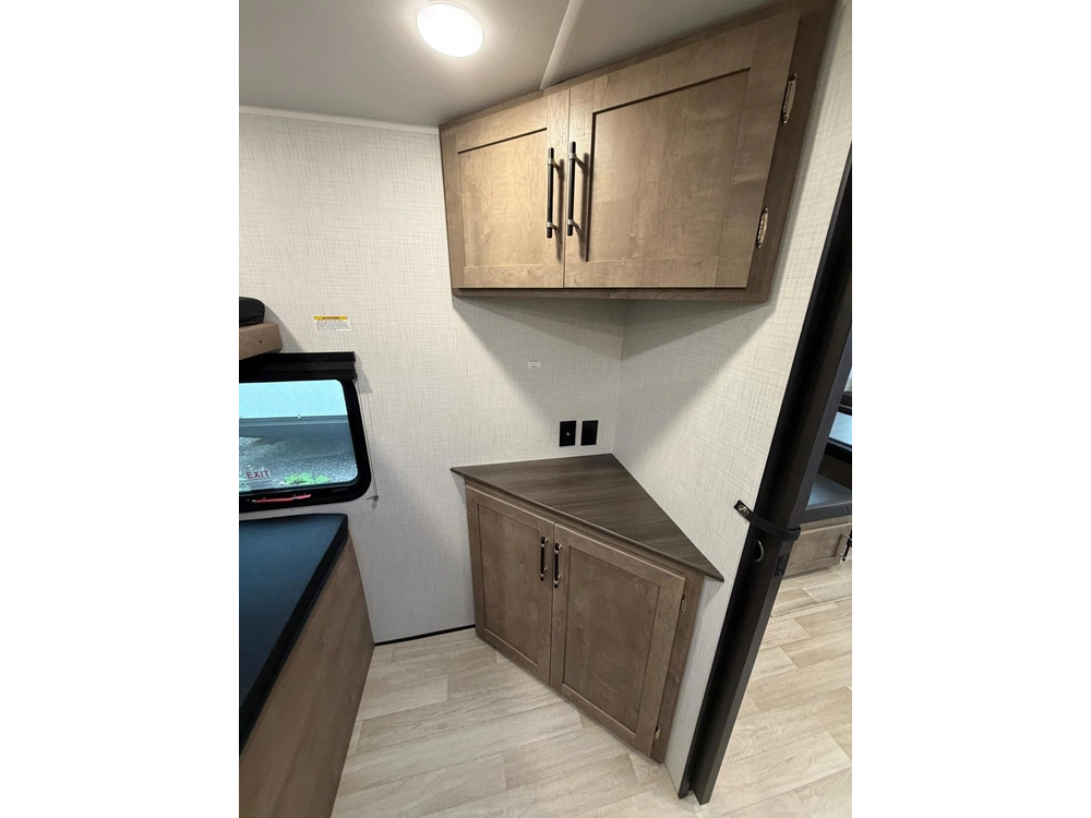 2027 Keystone Rv Springdale 2880brs alt