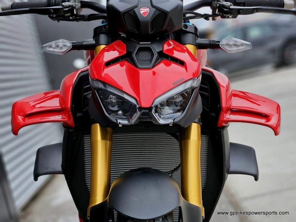 2026 Ducati Streetfighter V4 S
