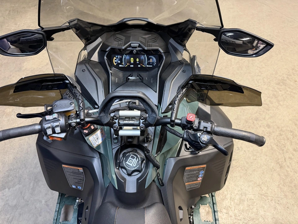 Ski-doo Expedition Se 900 Ace Bas Km 2024 alt