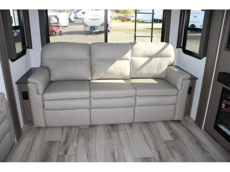 Keystone Rv Cougar 28rli 2027 alt