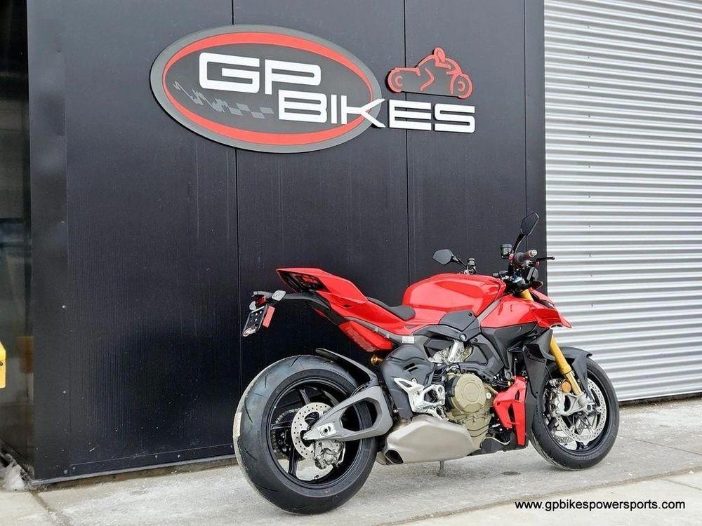 2026 Ducati Streetfighter V4 S
