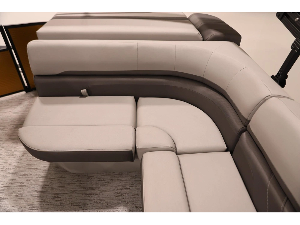 2025 Other 22 Sxlse Cruise Pontoon W/ 90hp Yamaha alt
