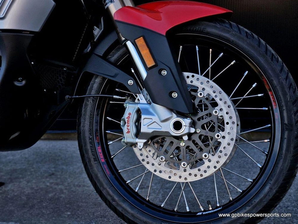 2024 Mv Agusta Enduro Veloce