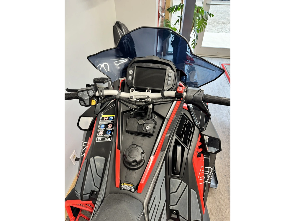 2023 Polaris Patriot Boost Indy Vr1 137