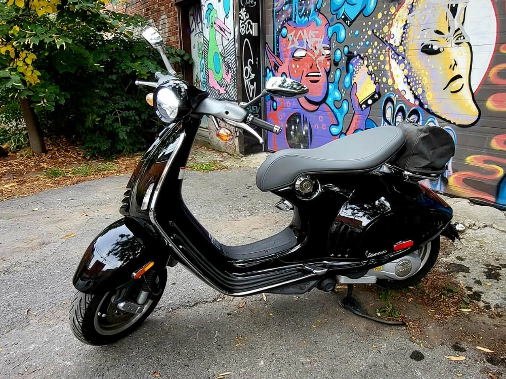 Vespa 946 150cc 2013 alt