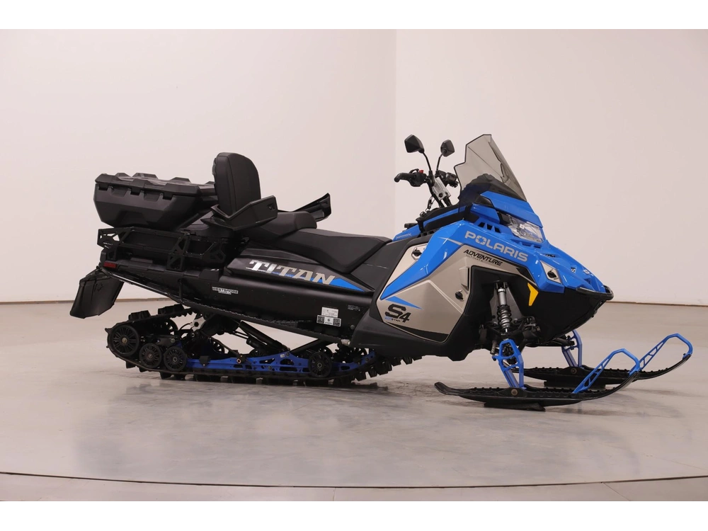 2027 Polaris Prostar Titan Adventure Ultimate 1.8 alt