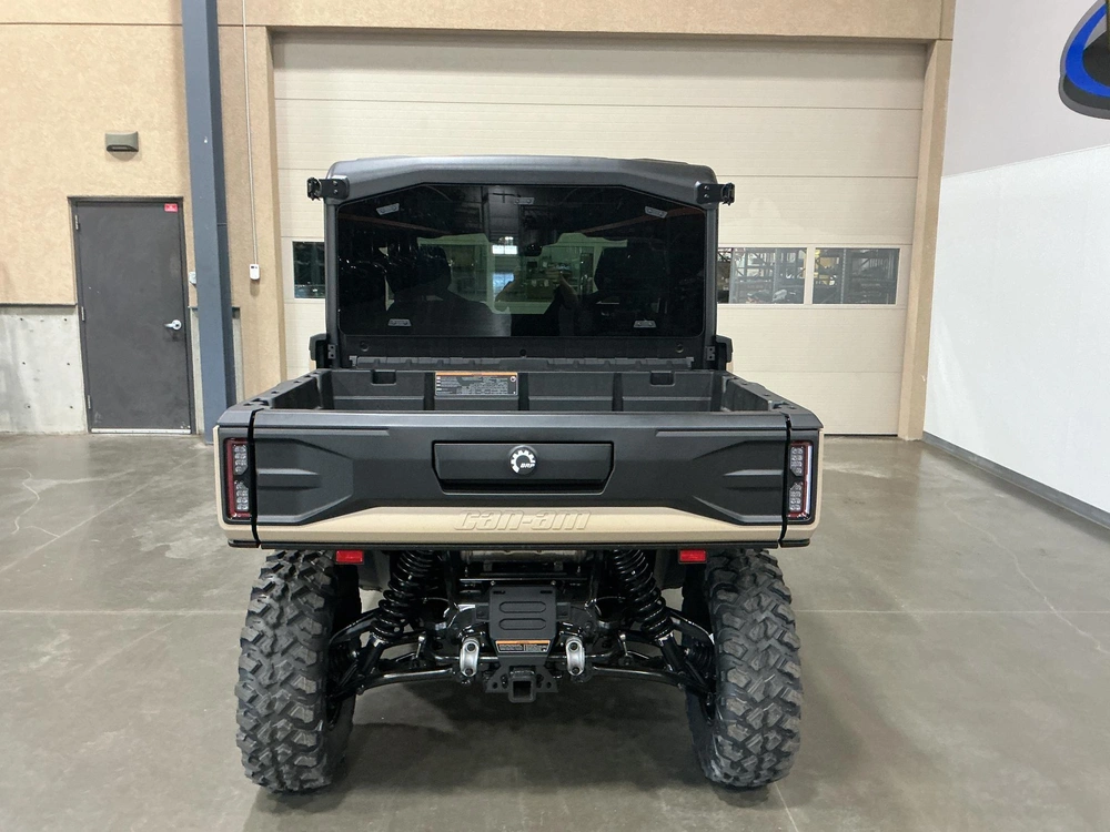 2027 Can-am Defender Max Ltd Hd11