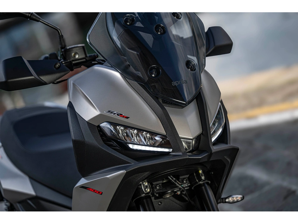 2027 Aprilia Sr Gt 400 alt
