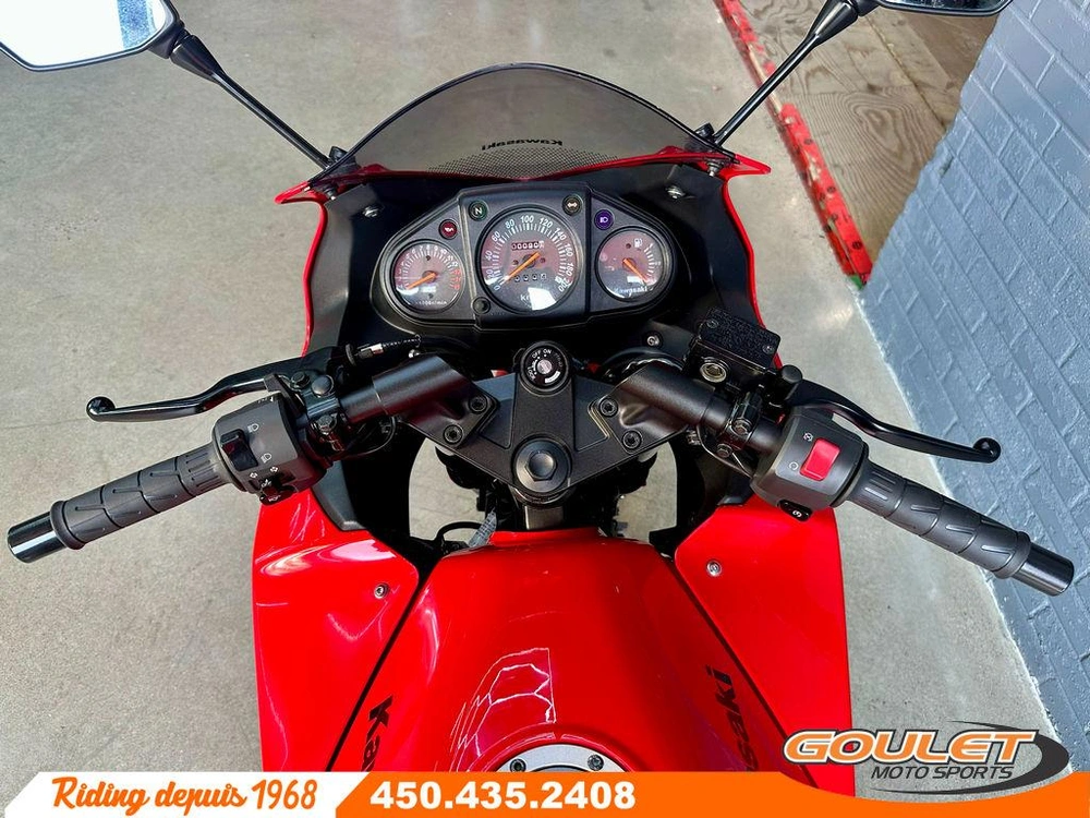 Kawasaki Ninja 250 2010 alt