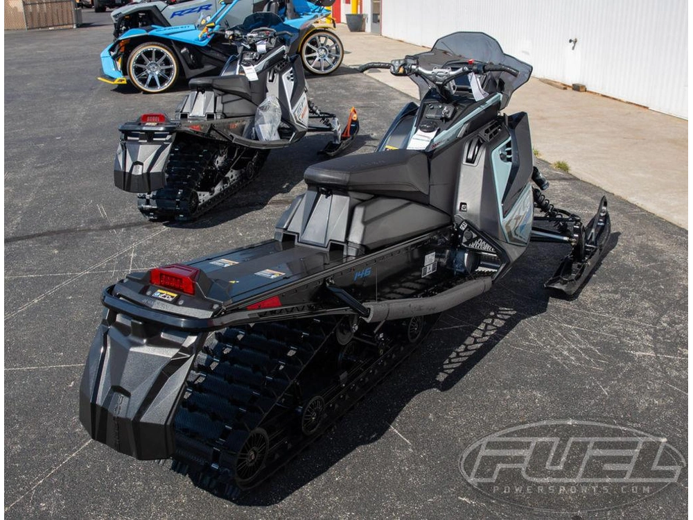 2026 Polaris 650 Switchback Xc 146 Gloss Black / Blue Dusk alt