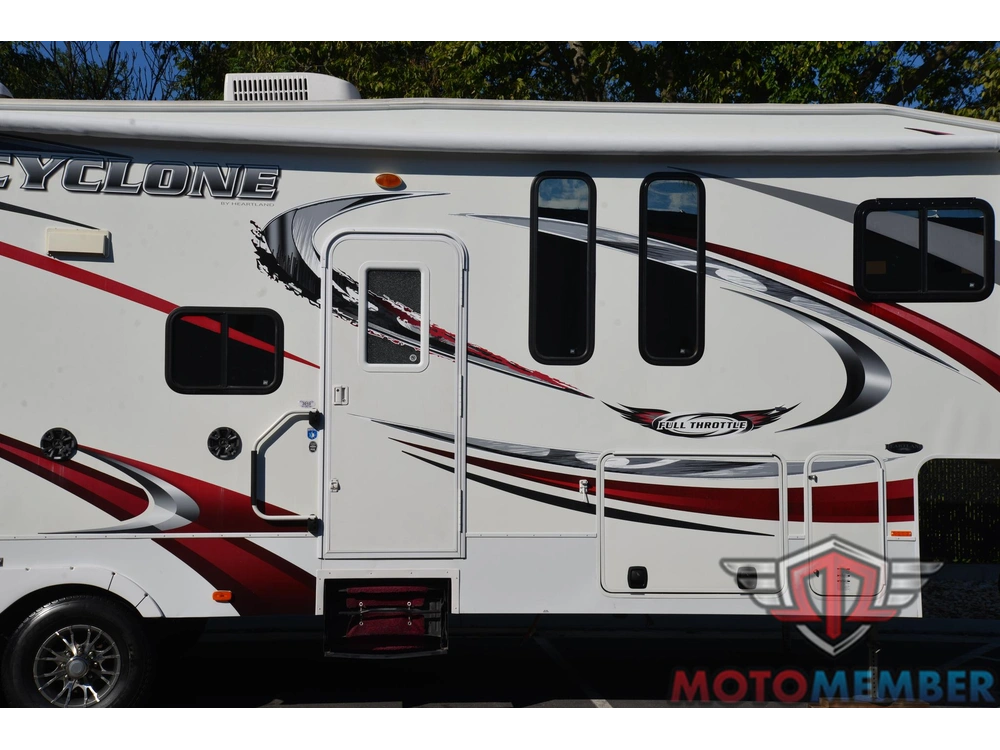 2012 Heartland M-3010 Cyclone Toy Hauler
