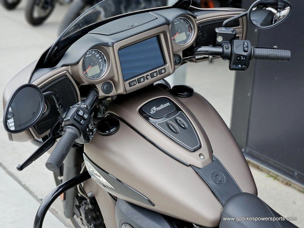2019 Indian Motorcycle Chieftain Dark Horse® Bronze Smoke